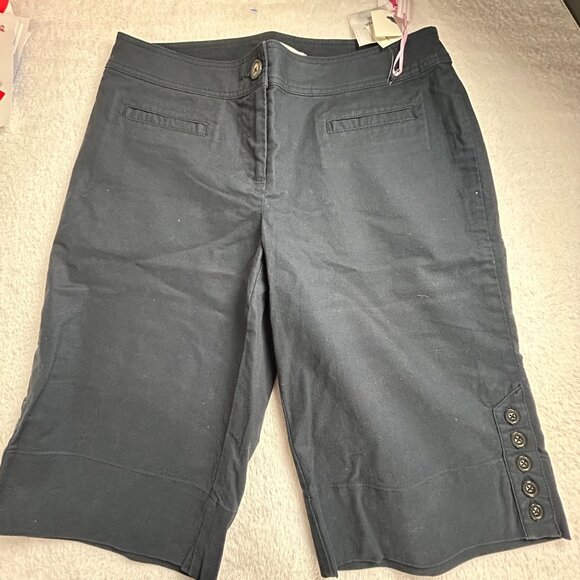 Cabi Womens Marine Blue Flat-Front Bermuda Shorts Size 10 Style# 954 New $69 - Picture 1 of 10